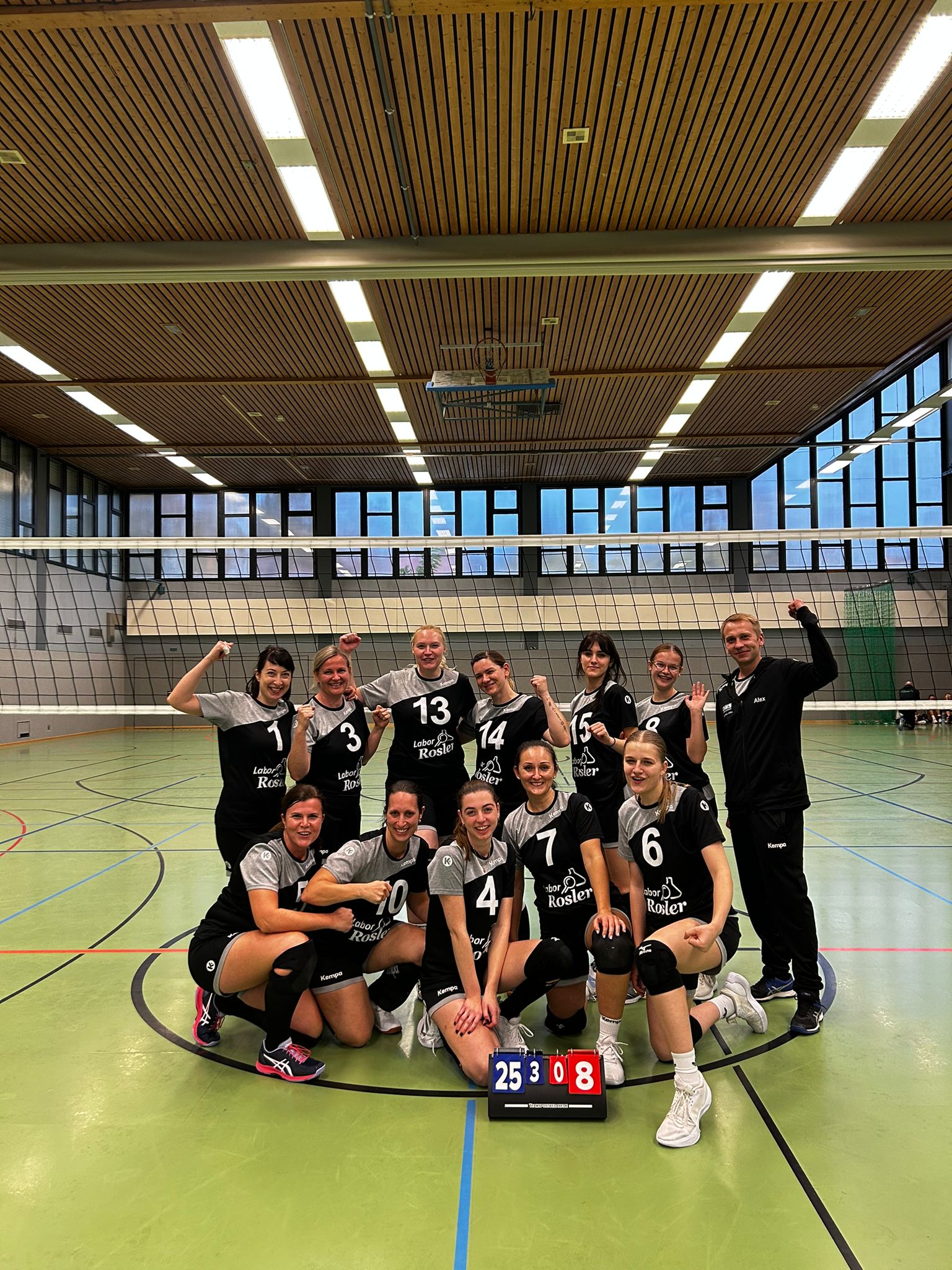 Read more about the article Weitere zwei Siege für die SG Rhön Volleys